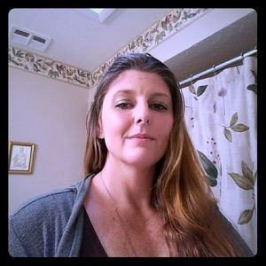 Meet your Posher, Joy